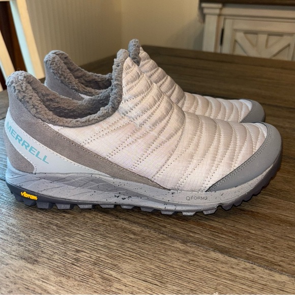 Merrell White and Gray Quilted Slip-On Shoes - Picture 1 of 10